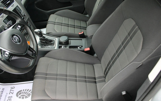 Volkswagen Golf cena 52900 przebieg: 177000, rok produkcji 2017 z Bytów małe 466